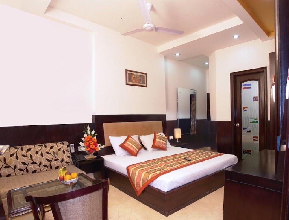 Hotel Apra Deluxe Nowe Delhi Pokój zdjęcie