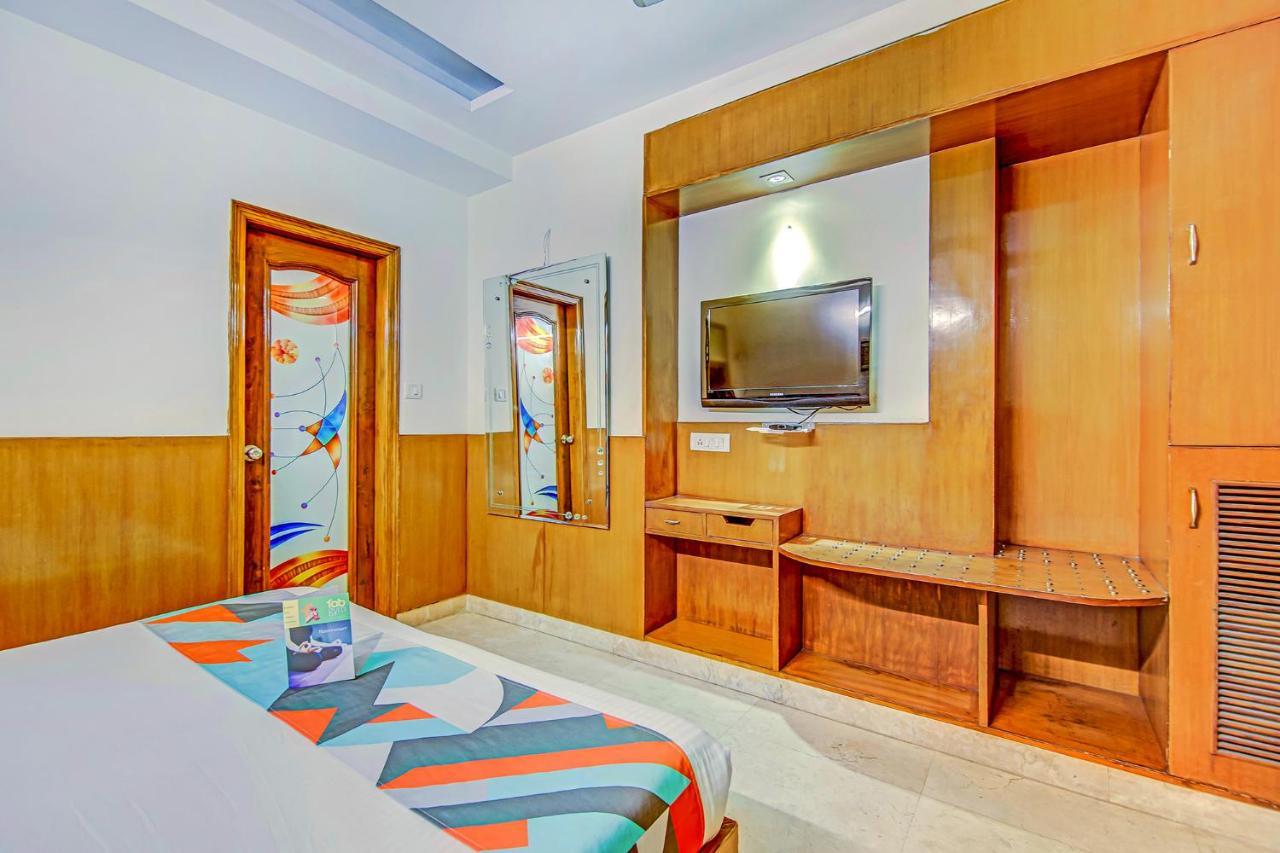 Hotel Apra Deluxe Nowe Delhi Zewnętrze zdjęcie