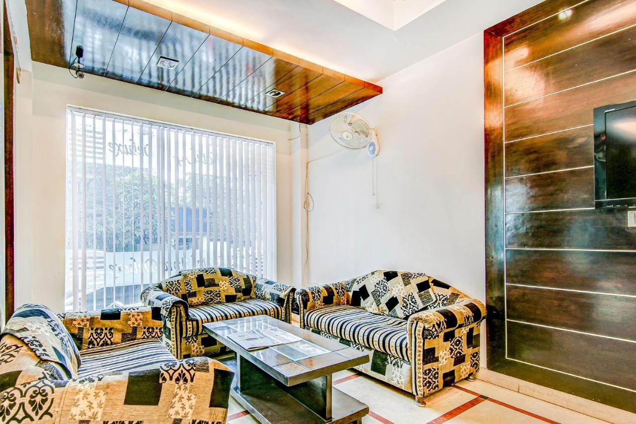 Hotel Apra Deluxe Nowe Delhi Zewnętrze zdjęcie