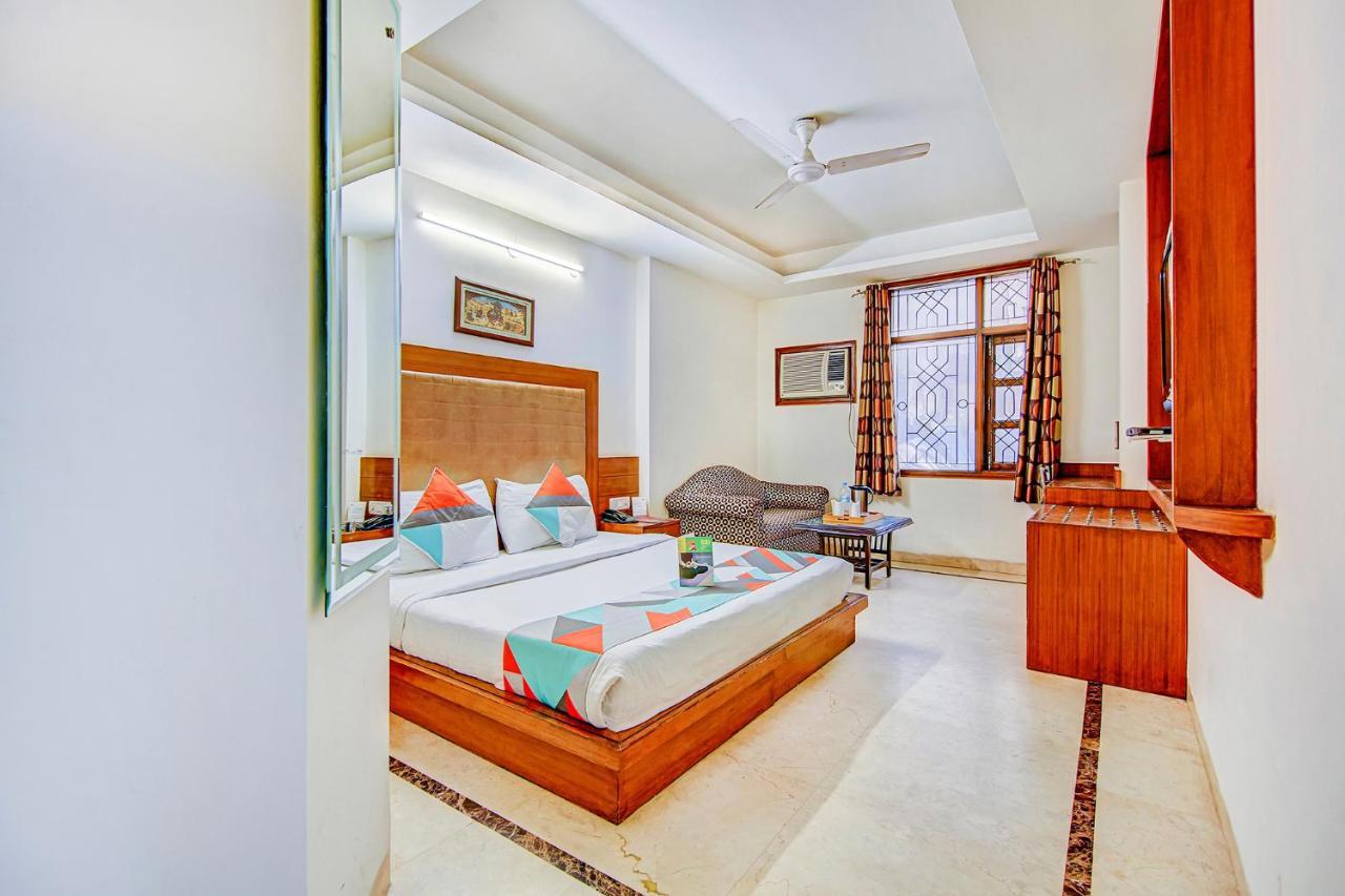 Hotel Apra Deluxe Nowe Delhi Zewnętrze zdjęcie