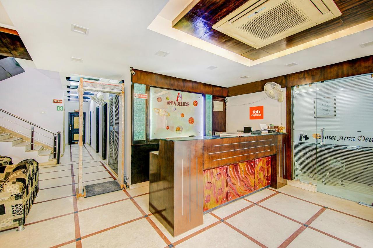 Hotel Apra Deluxe Nowe Delhi Zewnętrze zdjęcie